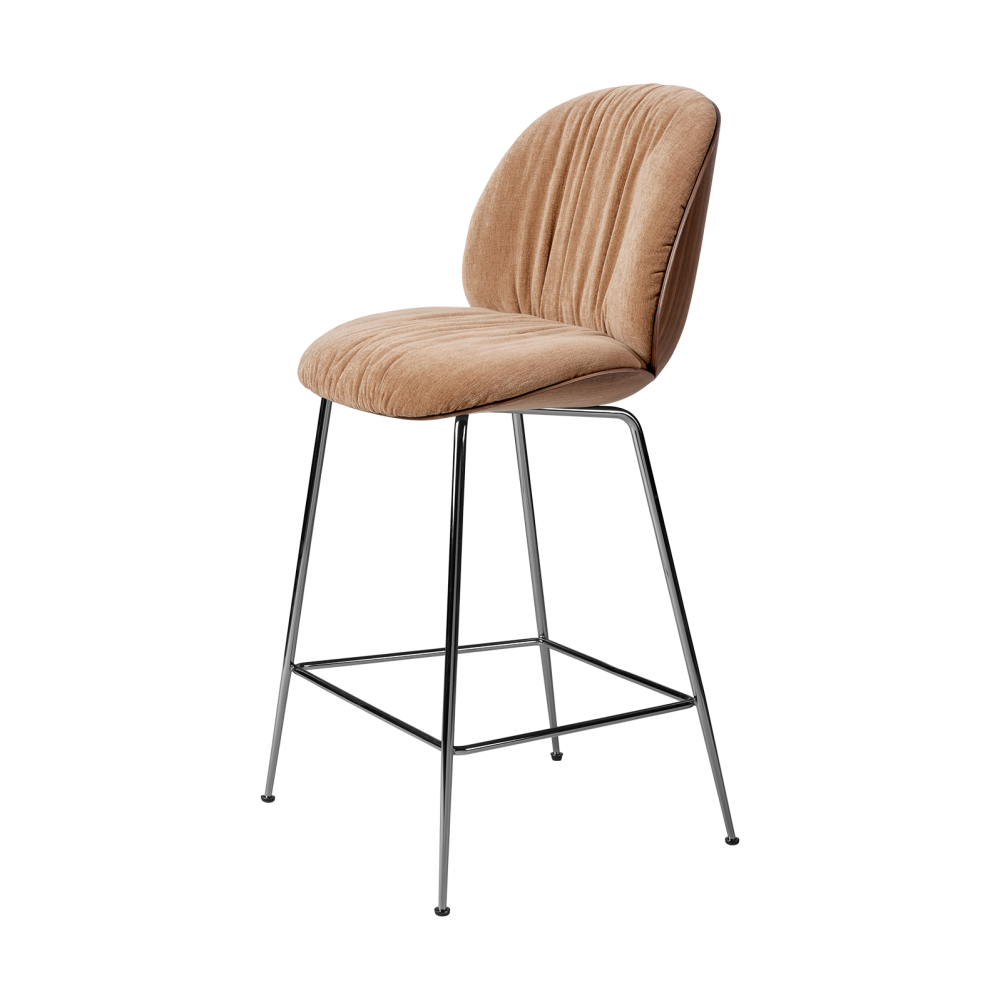 Beetle Soft barstol 65 cm framsidesklädd, Belsuede Dedar 132-lackerad valnöt-svart krom