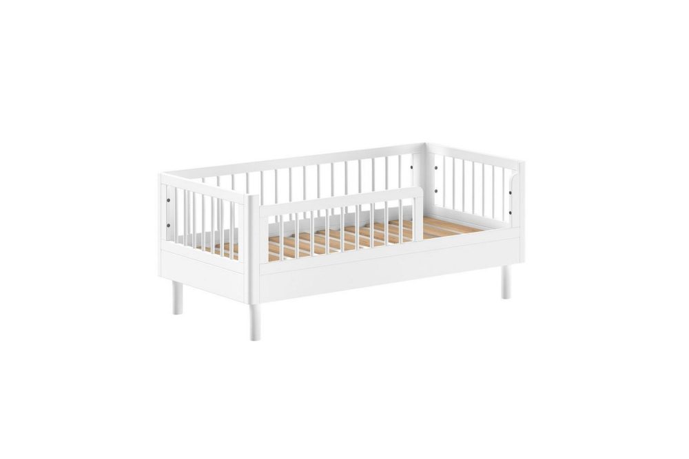 Juniorsäng Forrest Bok